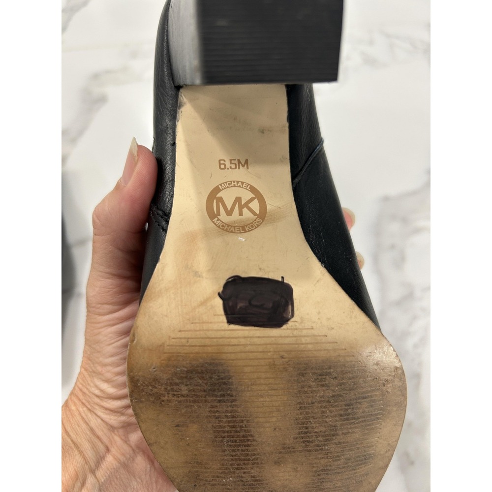 Michael Michael Kors Boots Womens Size 6.5 Black Ree Leather Ankle‎ Bootie Zip - Picture 8 of 9